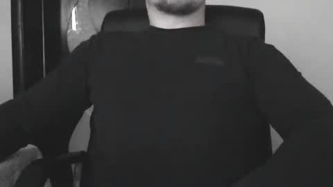 lev1ngston online show from October 5, 2025, 10:35 am