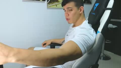 Snapshot of levelingg chatting on January 30, 2025, 2:27 am levelingg online show from January 30, 2025, 2:27 am