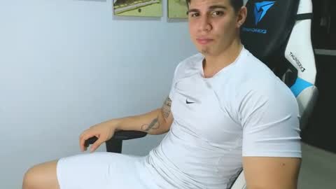 Snapshot of levelingg chatting on February 5, 2025, 2:19 am levelingg online show from February 5, 2025, 2:19 am