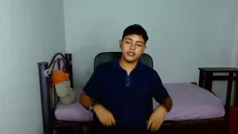 Snapshot of levii_7 chatting on September 11, 2025, 10:32 pm      0600AM-1200PM - online show from September 11, 2025, 10:32 pm