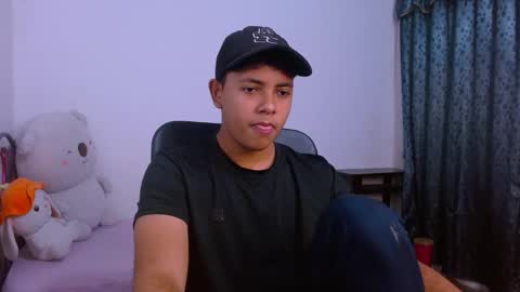      0600AM-1200PM - online show from November 27, 2025, 10:23 pm