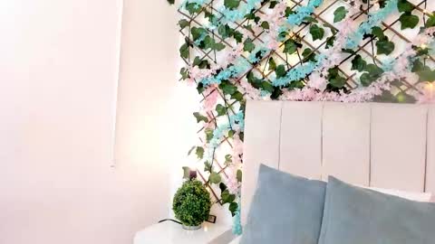 Gabrielle online show from November 4, 2025, 10:25 am