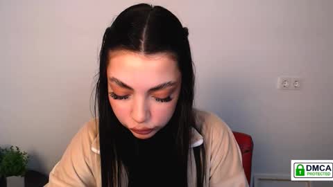 Alexia online show from October 29, 2025, 1:13 pm