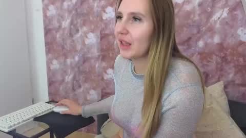 Snapshot of lexi_u_ chatting on January 19, 2025, 1:55 pm LEXXY online show from January 19, 2025, 1:55 pm