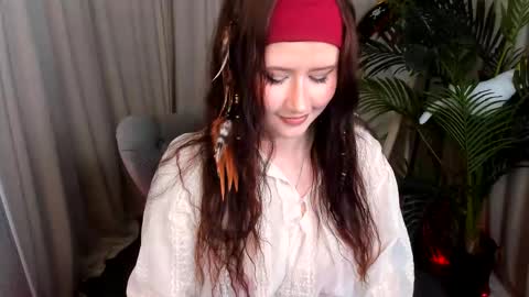 Vicki online show from October 31, 2025, 4:30 pm