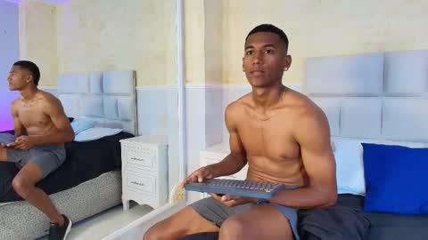 Snapshot of lexianddeker chatting on October 3, 2025, 5:21 pm Lexi Derek online show from October 3, 2025, 5:21 pm