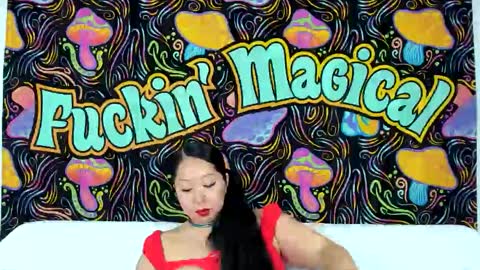 Lexie Mack online show from November 13, 2025, 5:23 pm