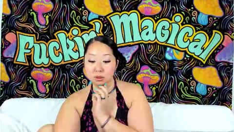 Lexie Mack online show from November 17, 2025, 5:19 pm