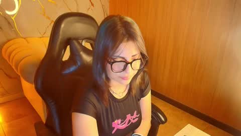 lexiemarie_tf online show from December 2, 2025, 12:21 pm