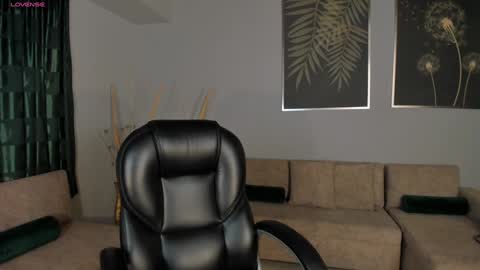 Snapshot of lexiewayne chatting on January 4, 2025, 12:16 pm Lexie online show from January 4, 2025, 12:16 pm