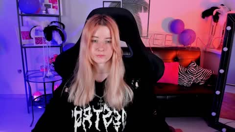 Lexi Wenford NO NUDE GODDESS online show from December 19, 2024, 2:56 am