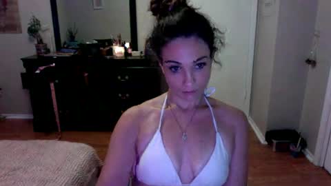 lexwyoex online show from October 1, 2025, 3:45 am