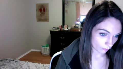 lexwyoex online show from December 16, 2025, 9:20 pm