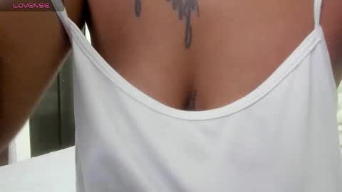 LEXXI online show from October 17, 2025, 2:41 pm