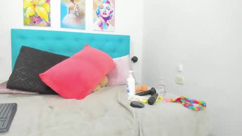 Snapshot of lexy_sexy_20 chatting on February 19, 2025, 7:17 am lexy_sexy_20 online show from February 19, 2025, 7:17 am