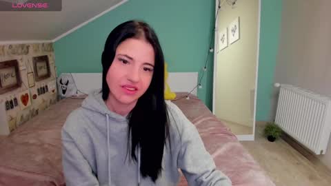 lexyswett online show from February 10, 2025, 1:35 am