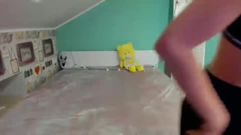 lexyswett online show from February 10, 2025, 8:31 pm