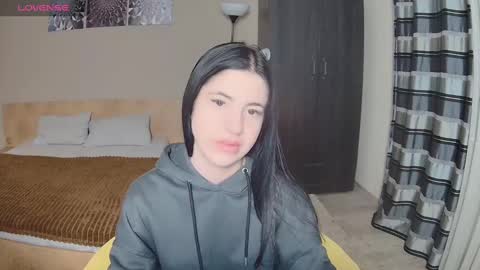 lexyswett online show from March 2, 2025, 4:53 pm