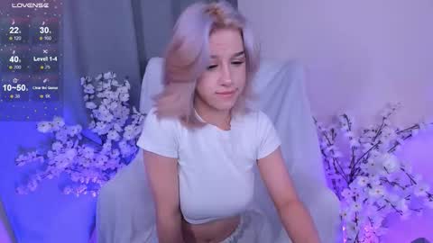 Lisa online show from September 21, 2025, 5:09 am