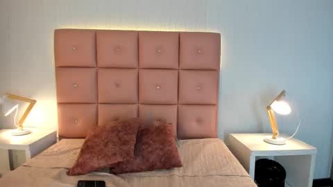 lhiamfitt online show from October 31, 2025, 6:47 am