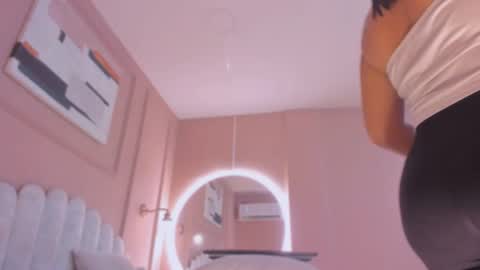 Snapshot of lia_ass chatting on January 3, 2025, 10:20 am Liss 3 online show from January 3, 2025, 10:20 am
