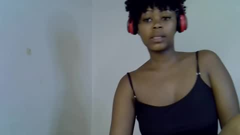 lia online show from October 30, 2025, 4:25 am