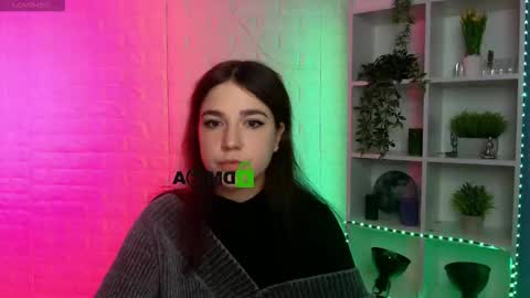 Snapshot of lia_make_love chatting on October 6, 2025, 11:51 am lia_make_love online show from October 6, 2025, 11:51 am