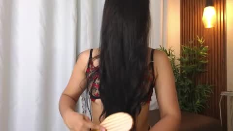 Snapshot of lia_mar_ chatting on October 3, 2025, 6:16 pm LIA online show from October 3, 2025, 6:16 pm