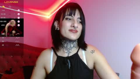 Snapshot of lia_miss2 chatting on December 28, 2024, 12:47 am lia spicy ig online show from December 28, 2024, 12:47 am