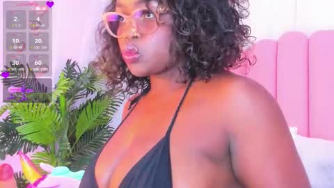 lia_queen18 online show from October 27, 2025, 11:14 am