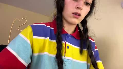 Snapshot of lia_queen610 chatting on December 4, 2025, 8:39 pm Little Queen Lia online show from December 4, 2025, 8:39 pm