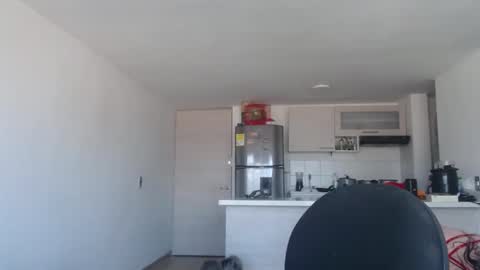 lia_vc online show from March 10, 2025, 9:18 pm