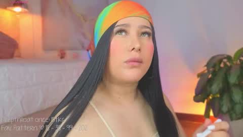 Lia Cox online show from October 31, 2025, 4:13 am