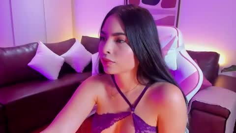 Snapshot of liahjhons chatting on September 21, 2025, 10:11 pm Liah online show from September 21, 2025, 10:11 pm
