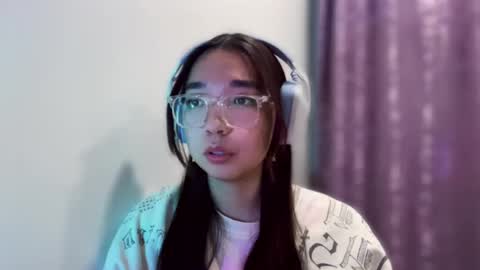 liaisonx_rosa online show from November 6, 2025, 3:02 pm