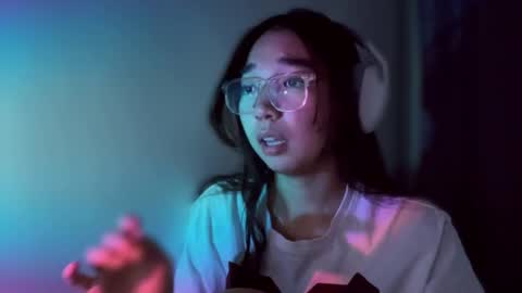 liaisonx_rosa online show from November 7, 2025, 10:26 am