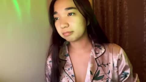 liaisonx_rosa online show from December 15, 2025, 2:54 pm