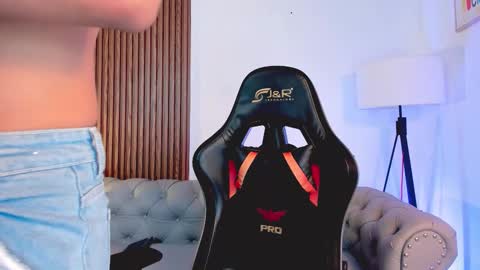 Snapshot of liam_colliins chatting on November 14, 2025, 11:53 am Liam Collins online show from November 14, 2025, 11:53 am