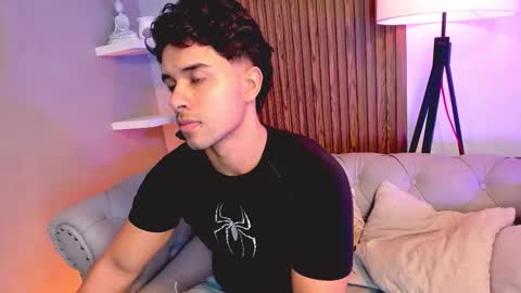 Snapshot of liam_colliins chatting on November 24, 2025, 11:54 am Liam Collins online show from November 24, 2025, 11:54 am