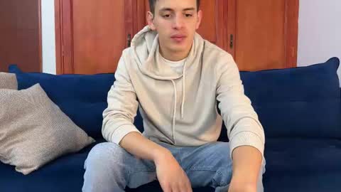 Liam online show from October 12, 2025, 12:59 pm