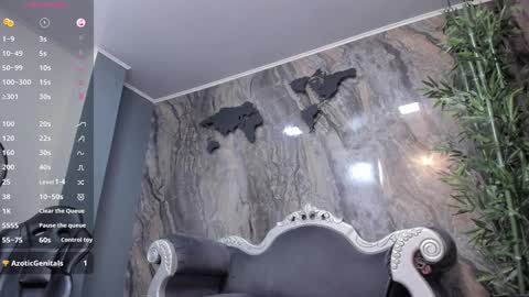 LIAM KLEIN online show from January 8, 2025, 2:25 pm