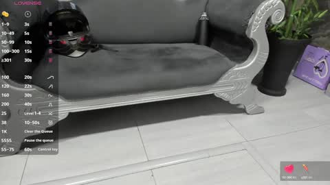 LIAM KLEIN online show from January 9, 2025, 11:14 am