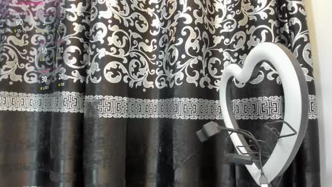 LIAM KLEIN online show from January 17, 2025, 11:27 am