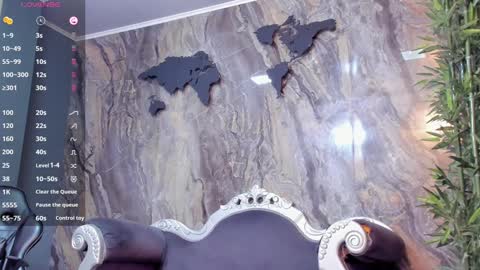 LIAM KLEIN online show from February 4, 2025, 2:21 pm