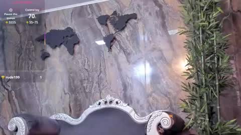 LIAM KLEIN online show from March 4, 2025, 2:10 pm