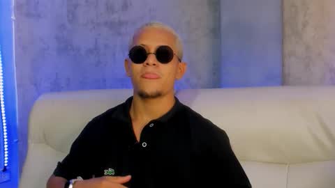 Snapshot of liam_knight chatting on November 18, 2025, 2:39 am liam_knight online show from November 18, 2025, 2:39 am