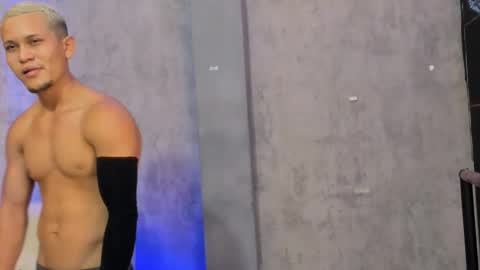 Snapshot of liam_knight chatting on November 27, 2025, 2:13 am liam_knight online show from November 27, 2025, 2:13 am