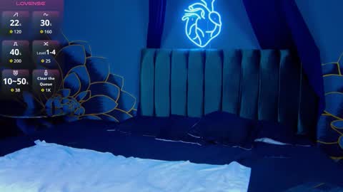 Snapshot of liam_sinclair chatting on December 2, 2025, 12:32 pm Liam online show from December 2, 2025, 12:32 pm