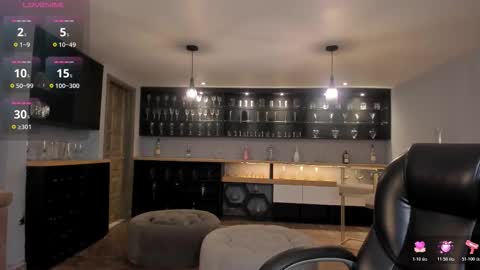 Liam online show from December 4, 2025, 4:22 am