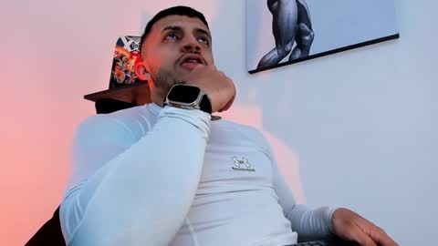 liam online show from February 6, 2025, 1:32 pm